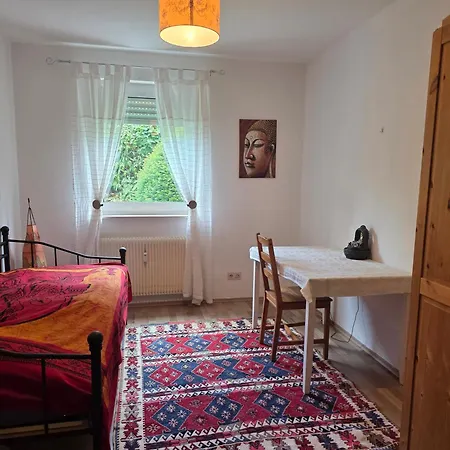 Апартаменты Gemuetliche Mit Blick Ins Gruene Гёттинген